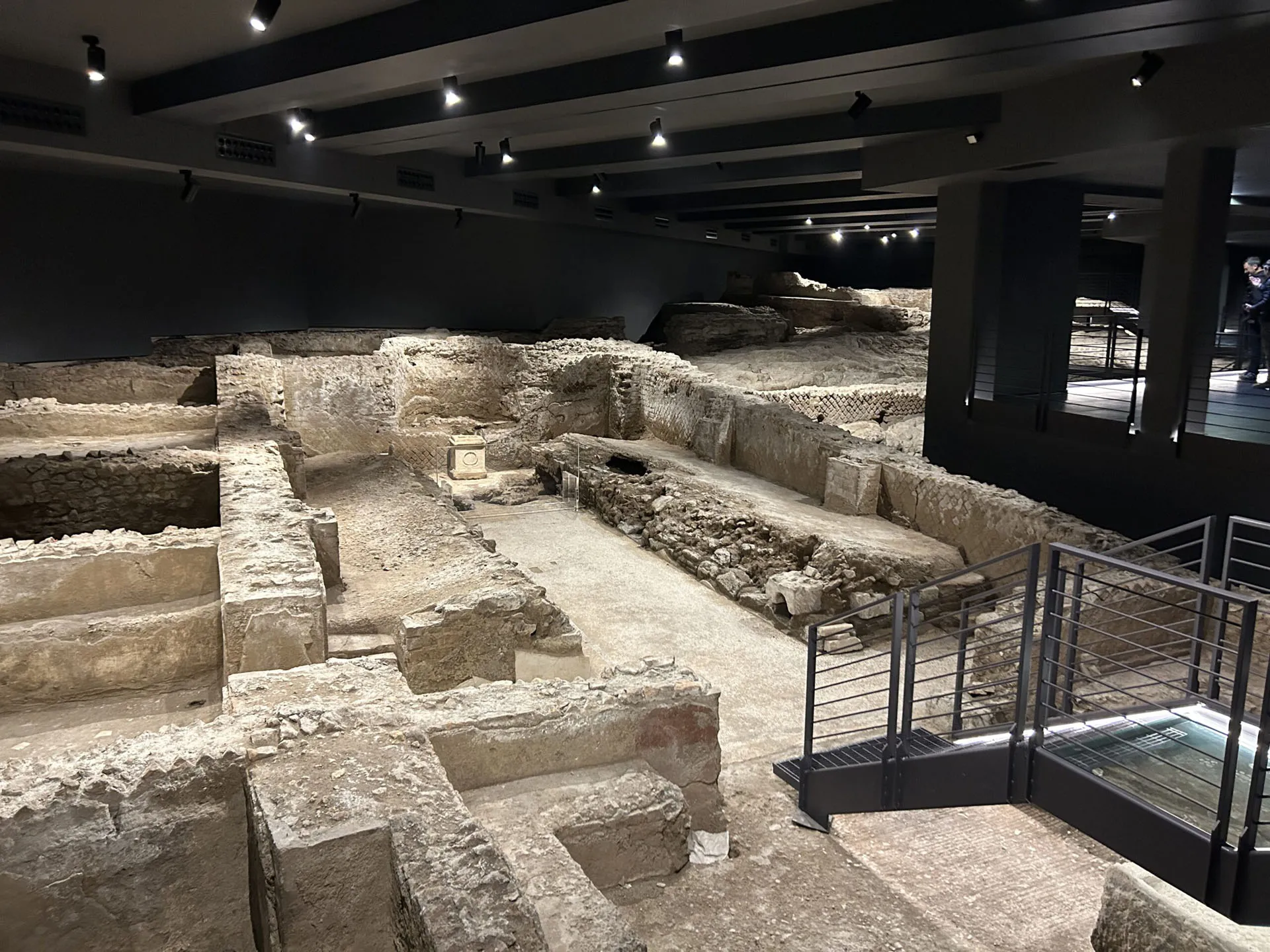 antiquarium-citta-del-sole-00001